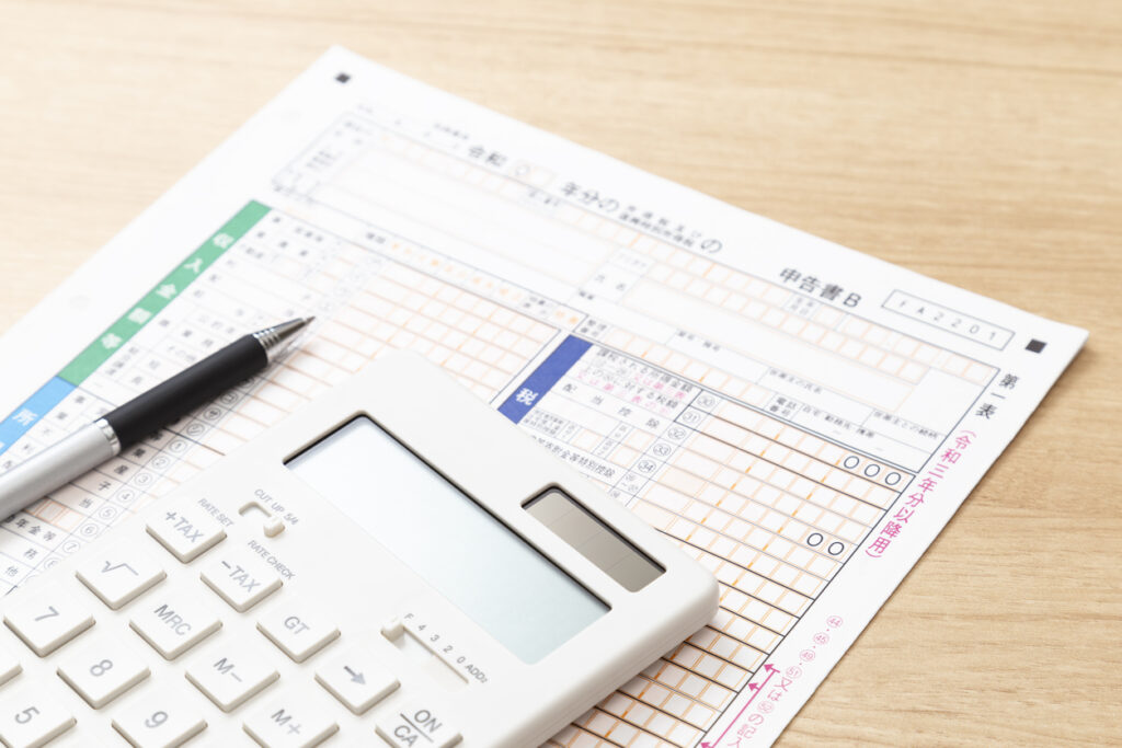 乙欄適用者は年末調整の対象外｜従業員が取るべき対応