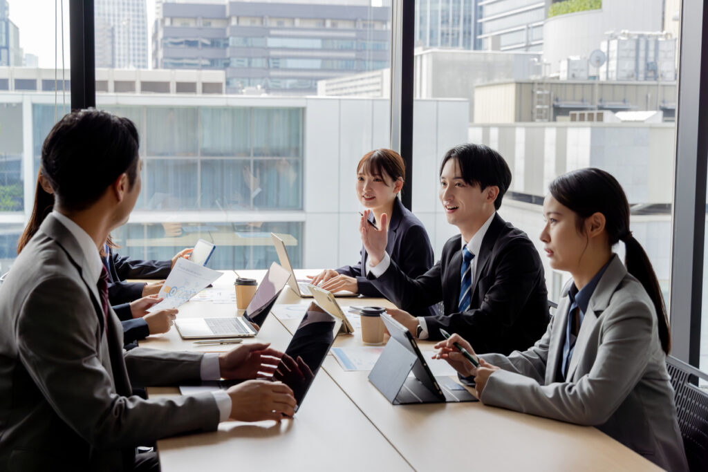 指導や管理に割ける「社内リソース」の有無